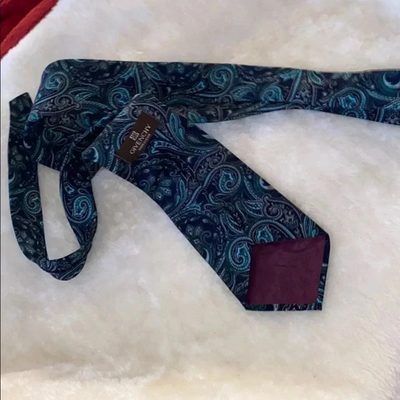🎉⭐️HP⭐️Givenchy Monsieur  men's tie - Picture 3 of 8
